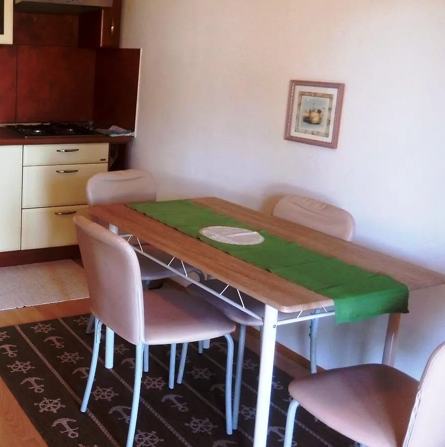 Linea Mare Apartment